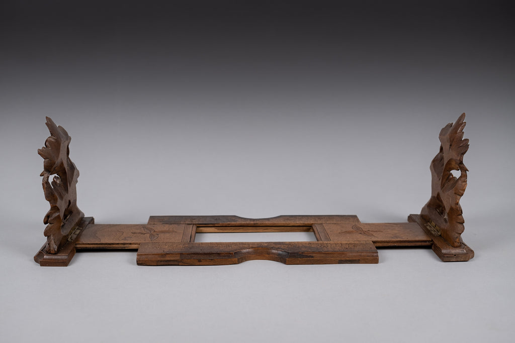 Harrington Rack Late 19th Century Black Forest Oak Leaf Extending Book Rack ...
